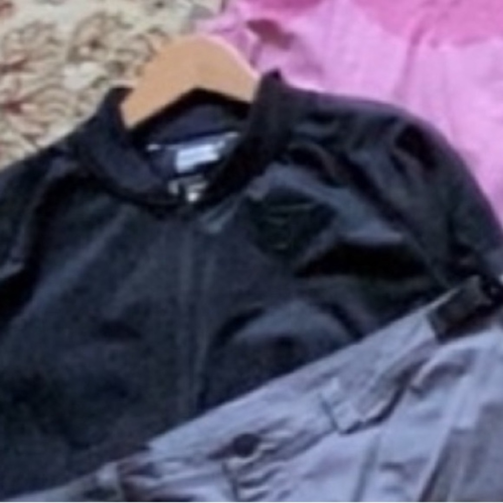 Gymshark bomber jacket reserved for trailhiker